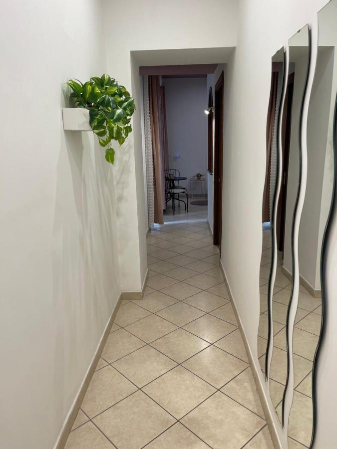 Napule E ... Hotell Neapel Exteriör bild